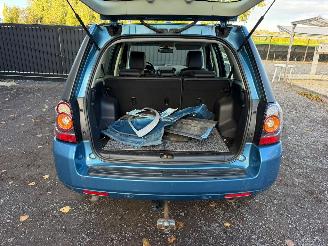 Land Rover Freelander 2 TD4 SE picture 18