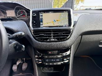 Peugeot 208 ALLURE picture 30