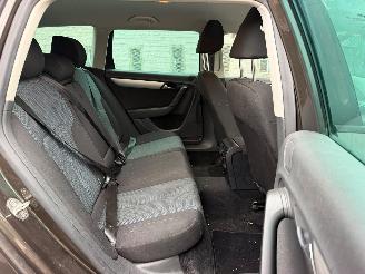 Volkswagen Passat BUSINESS picture 22