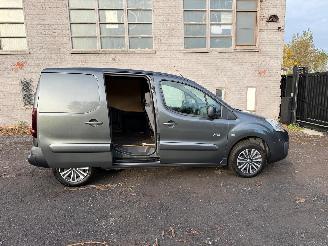Peugeot Partner PREMIUM picture 16
