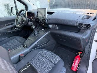 Opel Combo LIFE EDITION picture 23