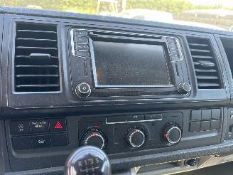 Volkswagen Transporter 2.0 TDI L2H1 picture 8