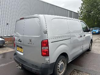 Schade bestelwagen Peugeot Expert 2.0 BLUEHDI 120 PRO 2017/4