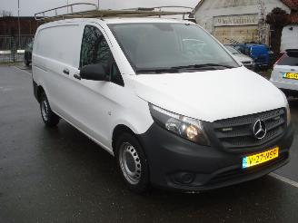 skadebil bedrijf Mercedes Vito 114CDI EURO 6  136PK AIRCO LONG 2018/1