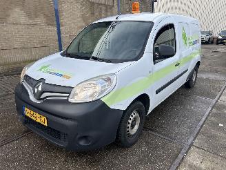 krockskadad bil bedrijf Renault Kangoo 1.5 DCI   ENERGY LUX MAXI 2017/5