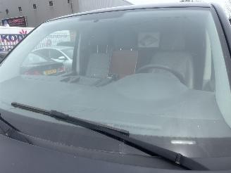 Volkswagen Transporter 2.0 TDI  L2 H1 picture 9