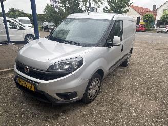 skadebil bedrijf Fiat Doblo 1.4 Fire  SX 2019/2