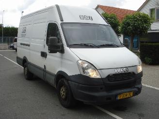 Iveco Daily 35S15V 2.3 107KW picture 2
