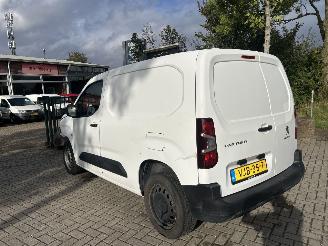 Schadeauto Peugeot Partner 1.5 BLUEHDI  PREMIUM 2021/1