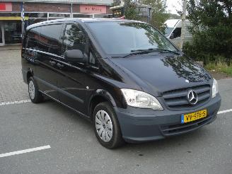 krockskadad bil bedrijf Mercedes Vito 116CDI 2012/8