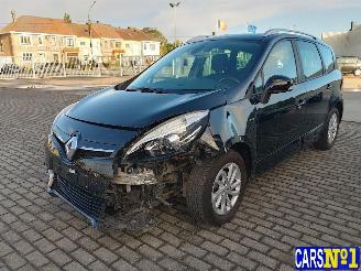 uszkodzony samochody osobowe Renault Grand-scenic SCENIC 2016/1