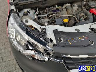 Renault Express  picture 11