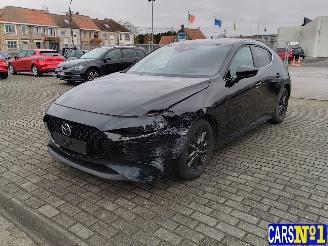 skadebil auto Mazda 3  2022/5
