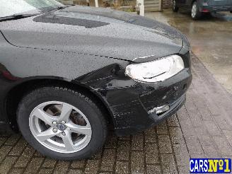 Volvo V-70  picture 9