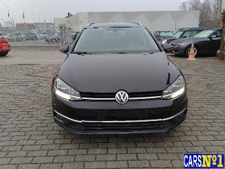 Volkswagen Golf  picture 2