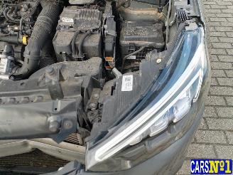 Opel Crossland X picture 13