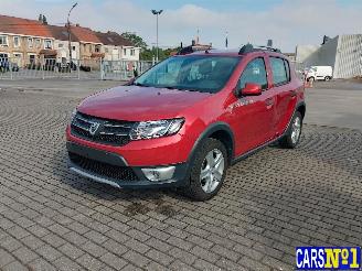 krockskadad bil auto Dacia Sandero  2016/9
