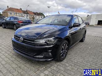 uszkodzony samochody osobowe Volkswagen Polo  2021/12
