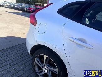 Volvo V-40  picture 10