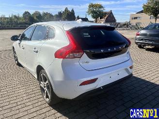 Volvo V-40  picture 7