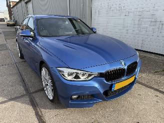 Schadeauto BMW 3-serie 330e Executive M-Sport 2016/12