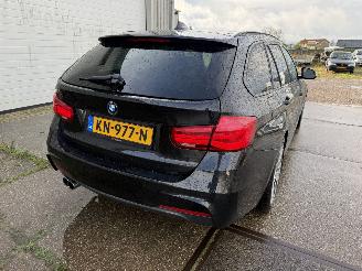 BMW 3-serie 320i X-Drive Touring M-Sport picture 3
