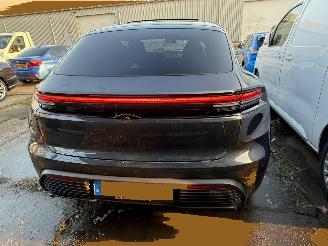 Porsche Macan EV 4 100kWh Pano Bose picture 4