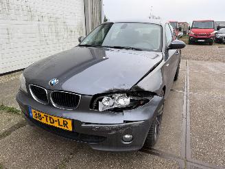 BMW 1-serie 120i Executive Automaat picture 9