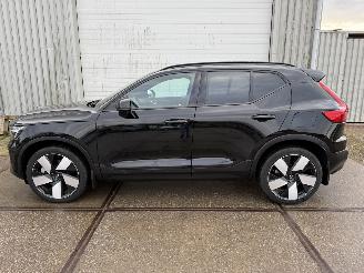 Volvo XC40 Recharge Ultimate 70 kWh Pano Harman Kardon 20\" picture 12