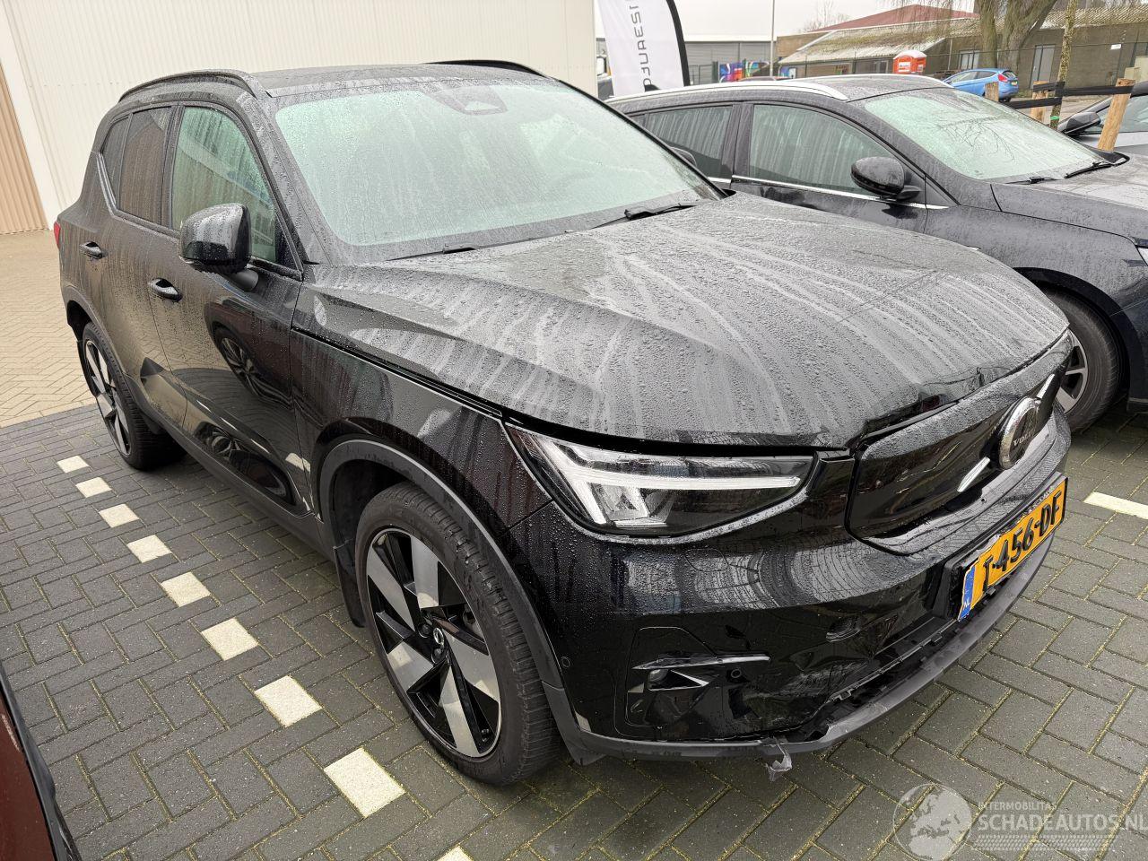 Volvo XC40 Recharge Ultimate 70 kWh Pano Harman Kardon 20\"