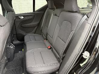 Volvo XC40 Recharge Ultimate 70 kWh Pano Harman Kardon 20\" picture 33