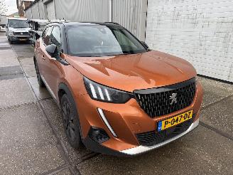 Coche accidentado Peugeot 2008 1.2 Puretech GT Line Automaat 2020/2