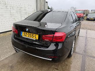 BMW 3-serie 320i Luxury Line Executive picture 3