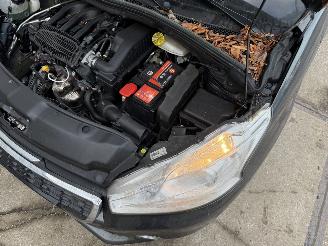 Peugeot 208 1.2 VTi Urban Soul picture 15