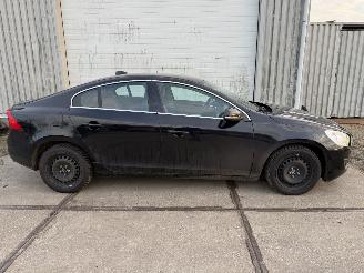 Volvo S-60 2.0T Intro Edition Automaat picture 2