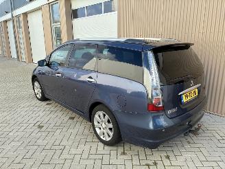 Mitsubishi Grandis 2.4-16V InSport 7-Persoons picture 4