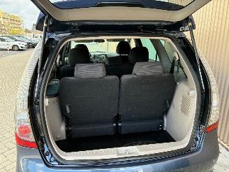Mitsubishi Grandis 2.4-16V InSport 7-Persoons picture 4