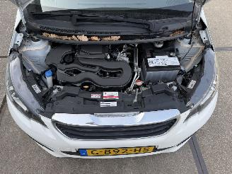 Peugeot 108 1.0 e-VTi Active picture 12