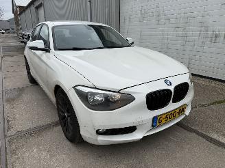 uszkodzony samochody osobowe BMW 1-serie 114i 2013/4
