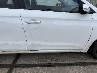 Hyundai I-20 1.0 T-GDI Comfort picture 10