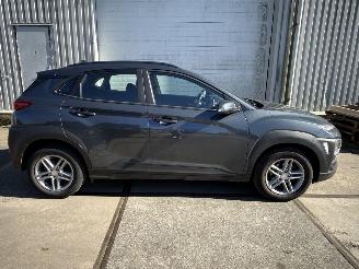 Hyundai Kona 1.0 T-GDi Navi Camera Krell Audio picture 13