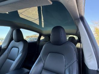 Tesla Model Y Long Range AWD 75kWh picture 13