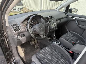 Volkswagen Touran 1.4 TSI DSG Cross Touran picture 17