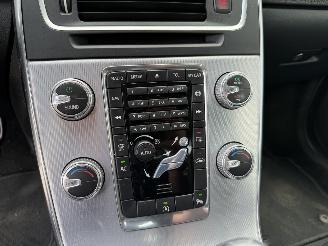 Volvo S-60 2.0 D2 picture 19