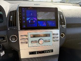 Toyota Corolla-verso 1.6 VVT-i Dynamic Navigatie Airco 5-Pers. picture 15