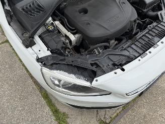 Volvo V-60 2.0 D2 R-Design Automaat picture 16