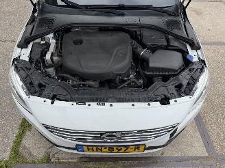 Volvo V-60 2.0 D2 R-Design Automaat picture 11