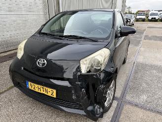 Auto incidentate Toyota iQ 1.0 VVTi Comfort 2009/2