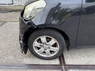Toyota iQ 1.0 VVTi Comfort picture 2