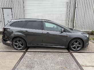 Ford Focus 1.0 ST-Line picture 12